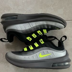 Nike Toddler Air Max Sneakers Sz 11C
